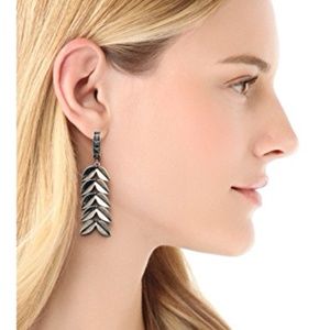 Giles & Brother Victory Chain Earrings
